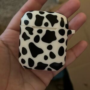 AirPods 2nd gen with Wireless charging case